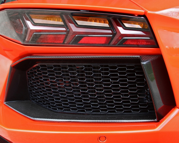 Oakley Design Carbon Rear Cooling Outlets Lamborghini Aventador LP760 11+