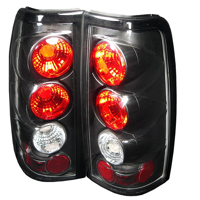 Spyder Altezza Black Tail Lights Chevrolet Silverado & GMC Sierra 1500/2500/3500 03-06