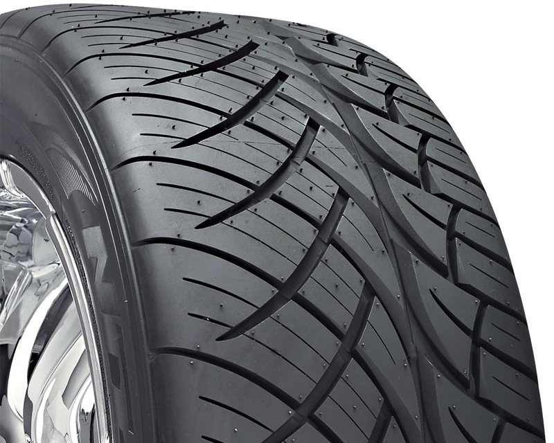 Nitto NT 420S Tires 255/45/20 105V Blk